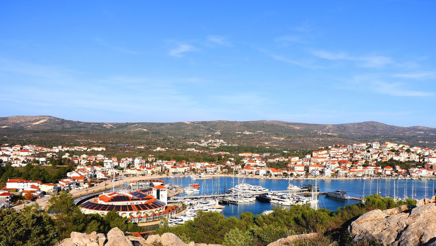 Rogoznica Kroatien – Sehenswürdigkeiten, Strände, Unterkunft